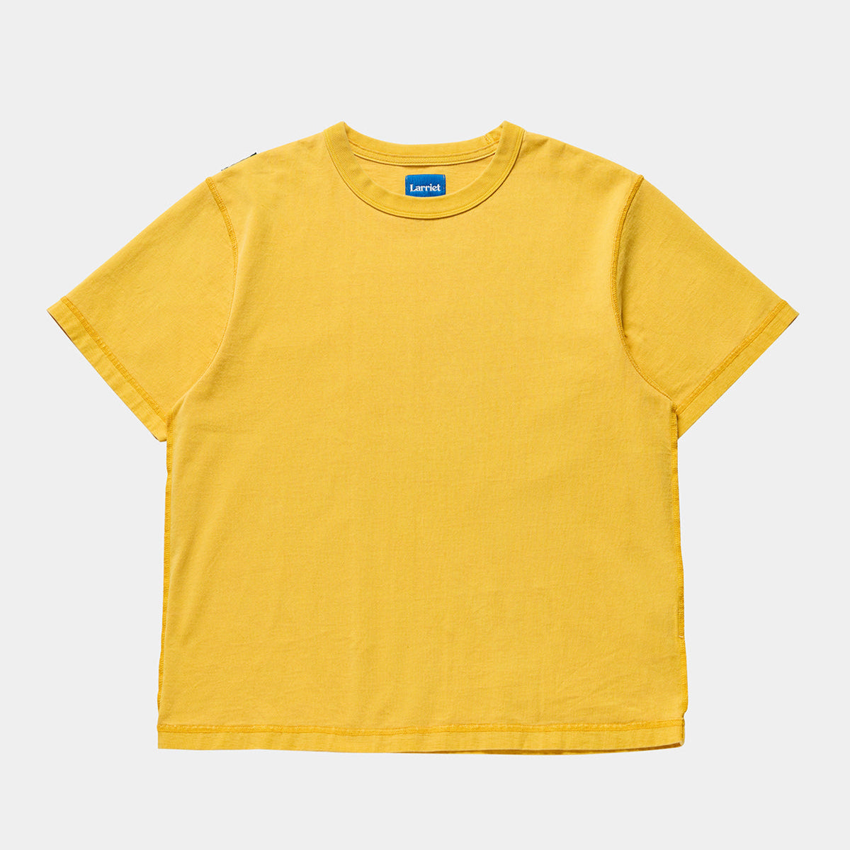 Larriet Blind Tee Gold