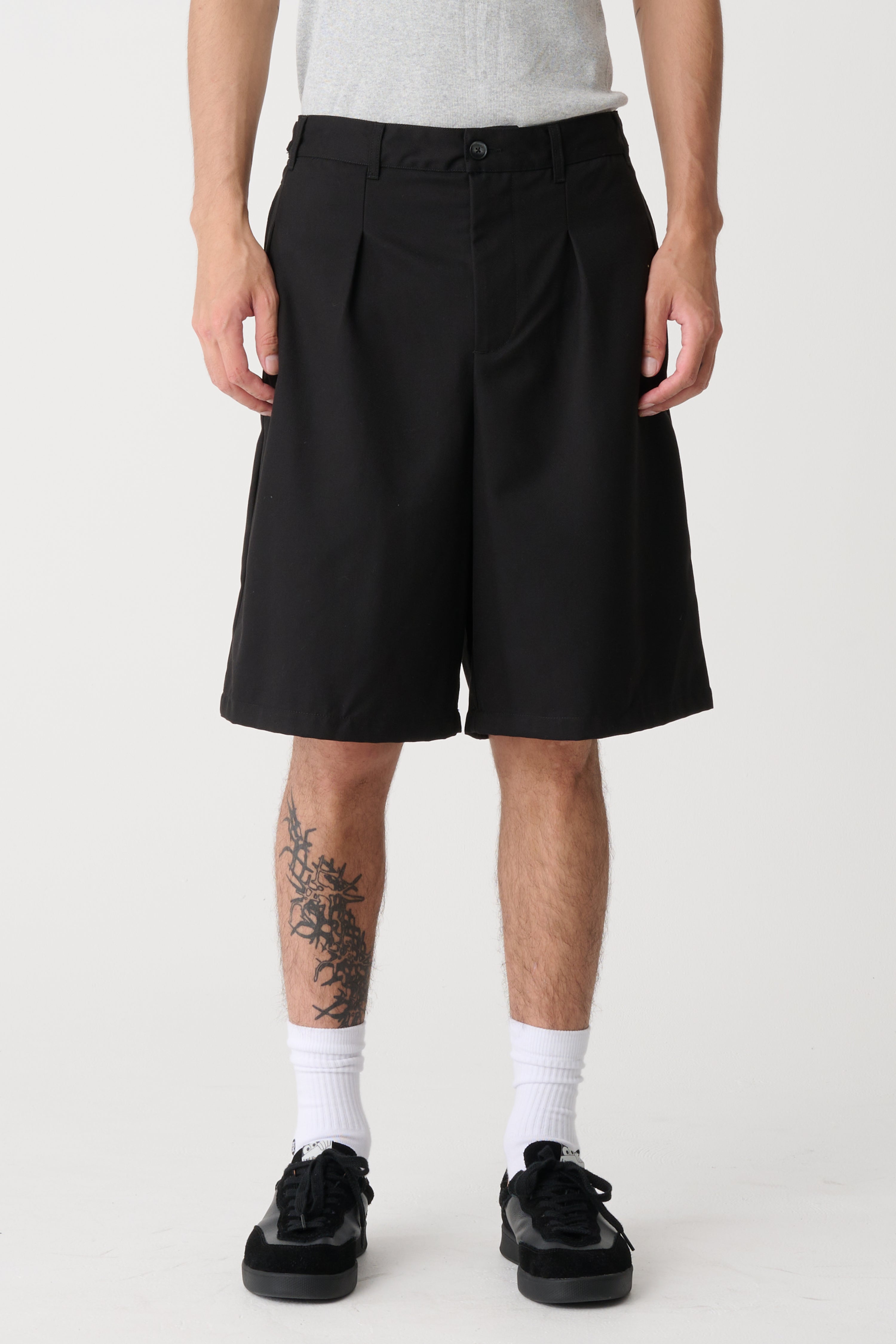 Xlarge Amplify Pleated Short Black